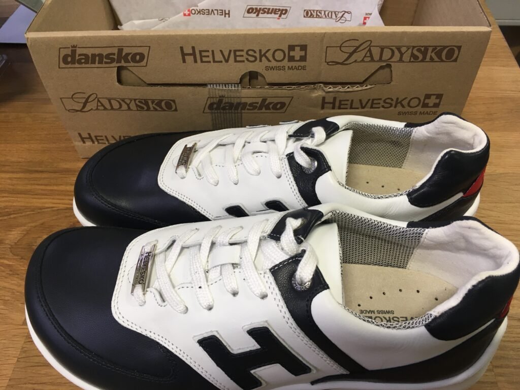 🇨🇭 Swiss Golf Shoes by Helvesko Purchased in Switzerland & Forwarded to South Korea