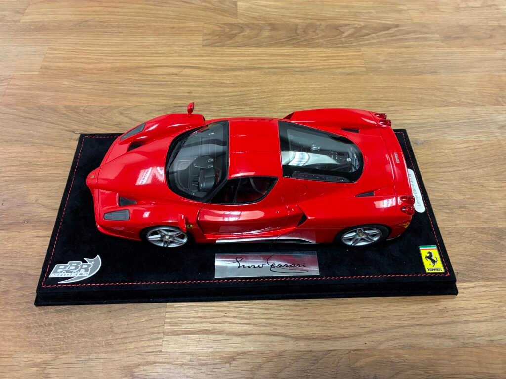 🇨🇭 BBR Ferrari Enzo 1:18 Model (Ricardo Auction) Won in Switzerland & Forwarded to South Korea
