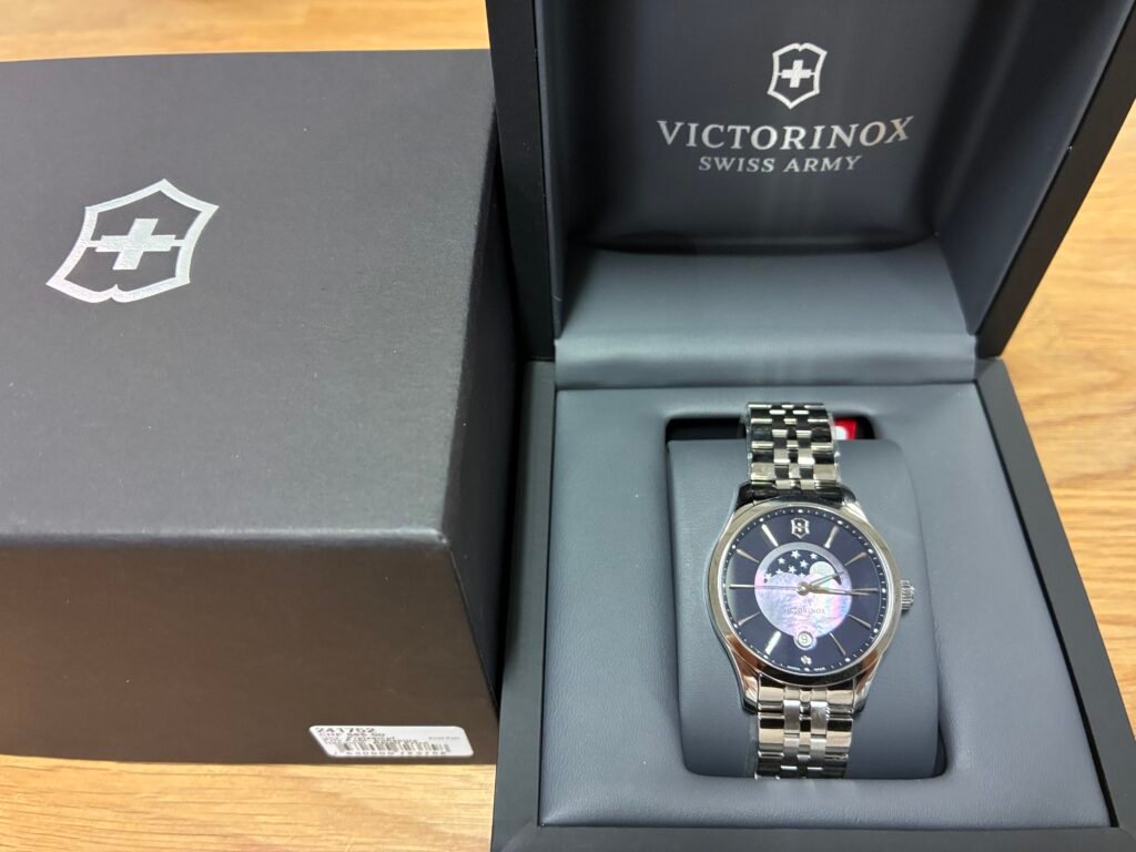 🇨🇭 Victorinox Swiss Army Alliance Small Shopped in Switzerland and Delivered to Japan