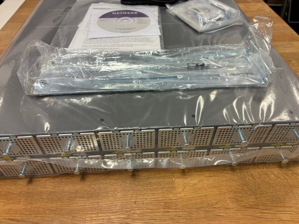 🇨🇭 Netgear Network Switch from Galaxus Switzerland and Delivered to Belgium 🇧🇪