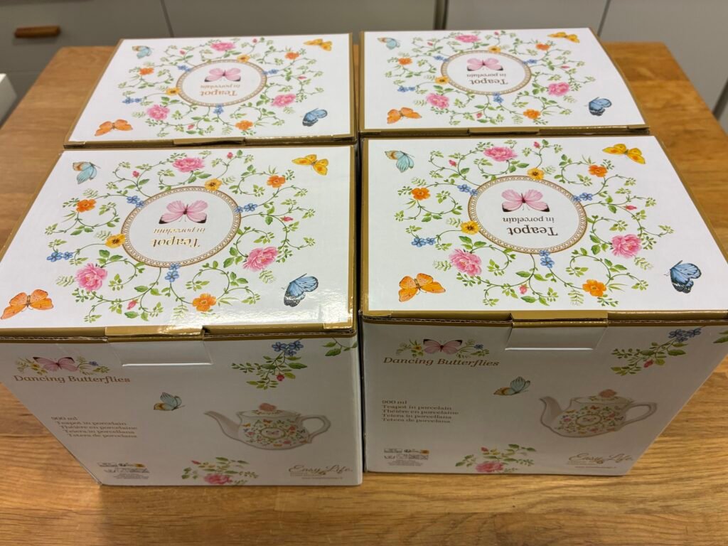 Easy Life Dancing Butterflies Teapots (4 Pieces) Successfully Forwarded to USA πΊπΈ 2