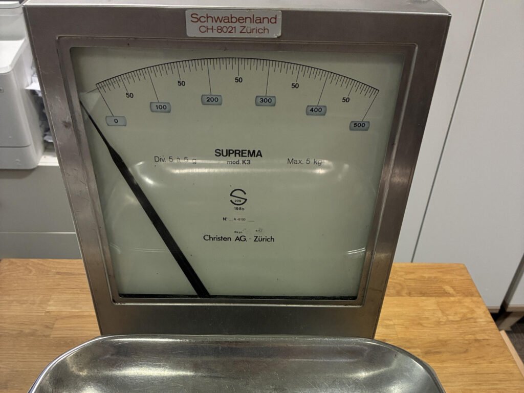 Vintage Suprema K3 Scale Won on Ricardo.ch & Forwarded to South Korea 🇰🇷 ⚖️