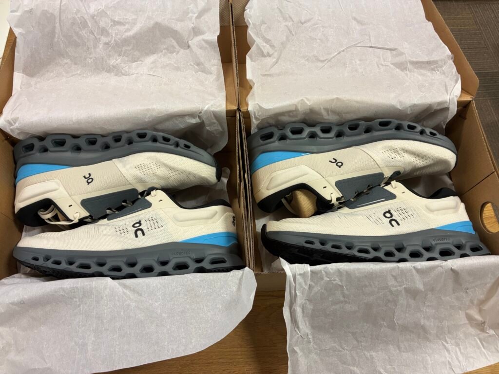ON Cloudstratus 3 Shoes – Proxy Shopping & Forwarded to New Zealand 🇳🇿 👟