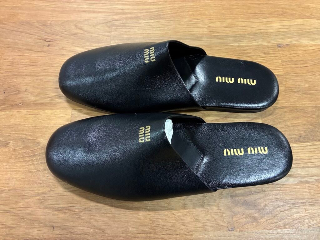 Prada luxury Fashion carefully received and securely forwarded to the USA πΊπΈ 2