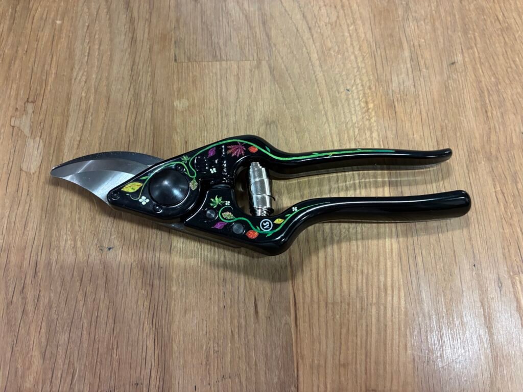 Felco 14 Stéphane Marie – Forwarded from Switzerland to the USA 🇺🇸